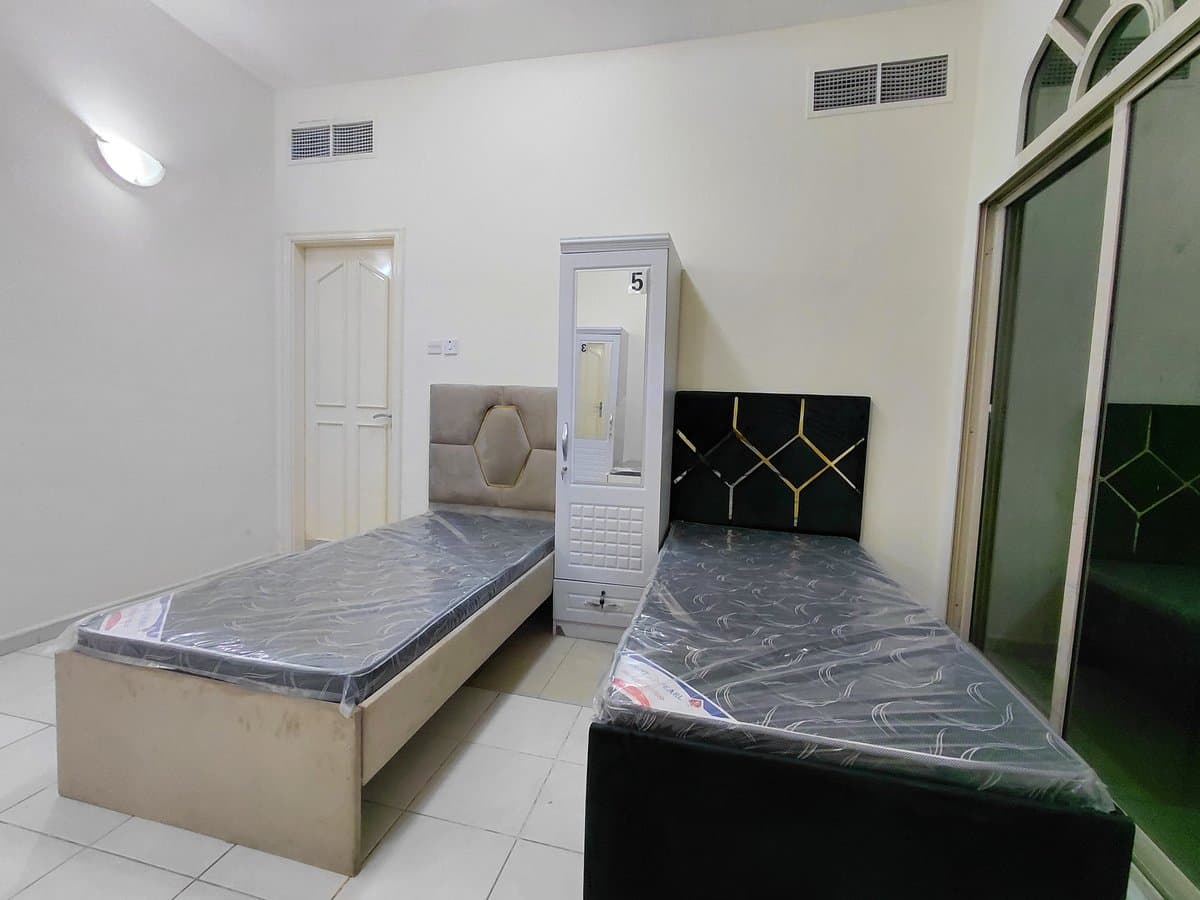 Bed Space in a Shared Bedroom, photo 1