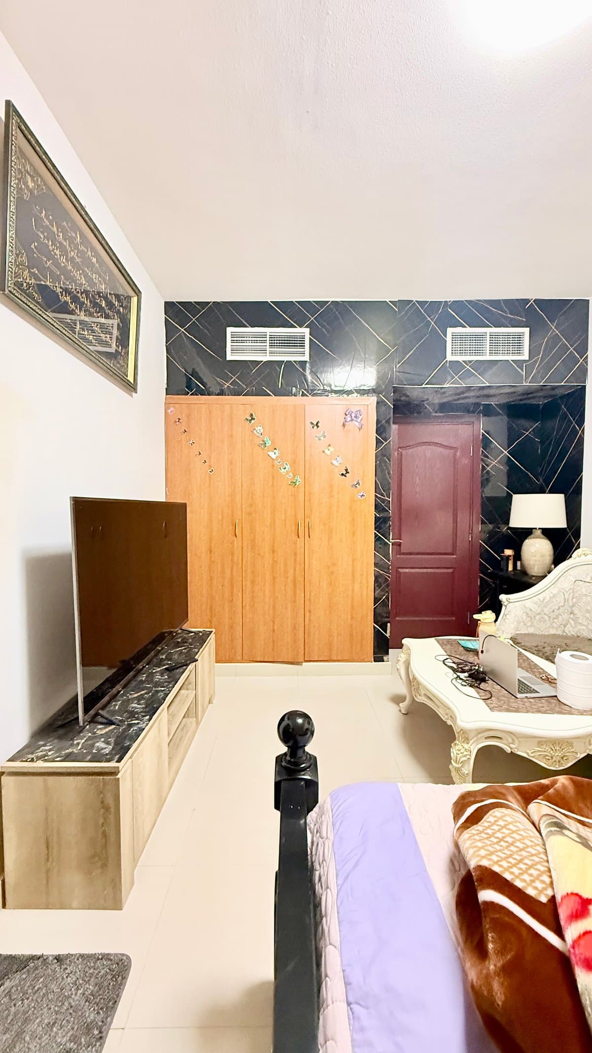 Master Bedroom with Attached Washroom, photo 3