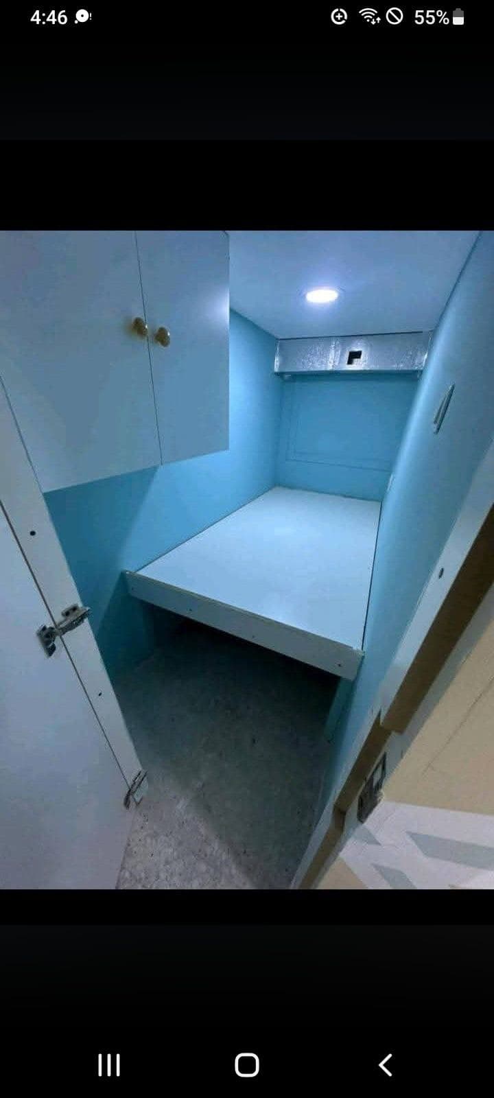 Bed space and capsule partitions queen size double bed available in satwa albadaa with Philippinos, photo 1