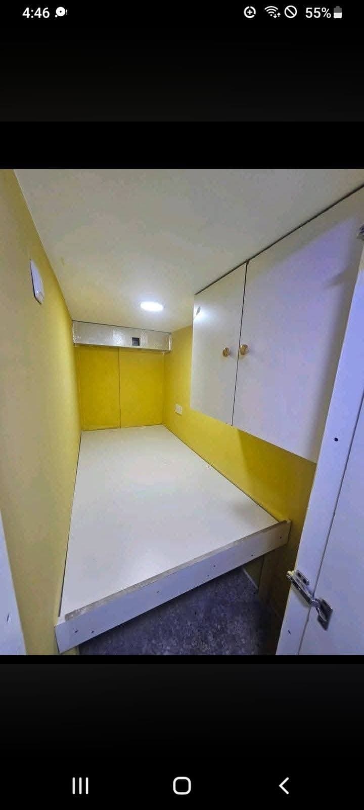 Bed space and capsule partitions queen size double bed available in satwa albadaa with Philippinos, photo 6