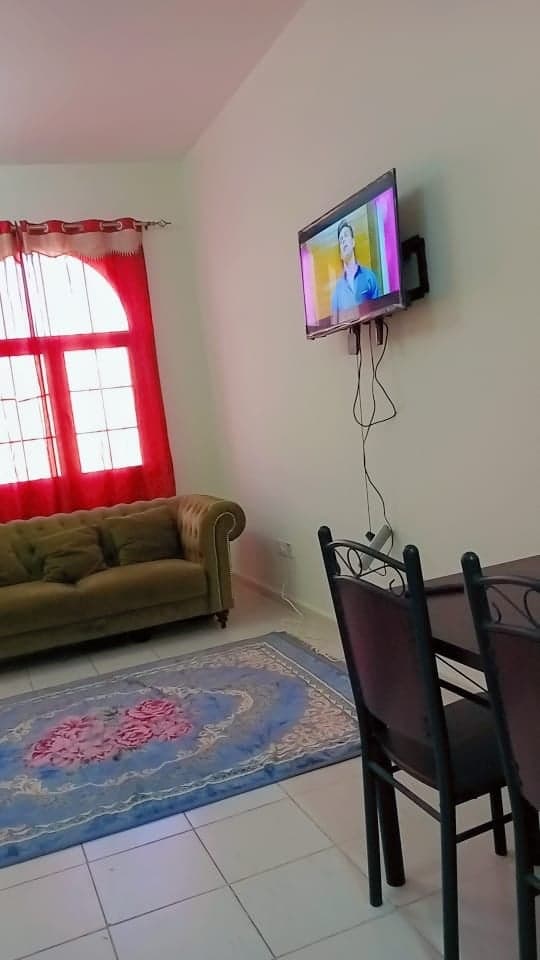 Furnished Studio near Bus Stop in Spain Cluster, photo 3