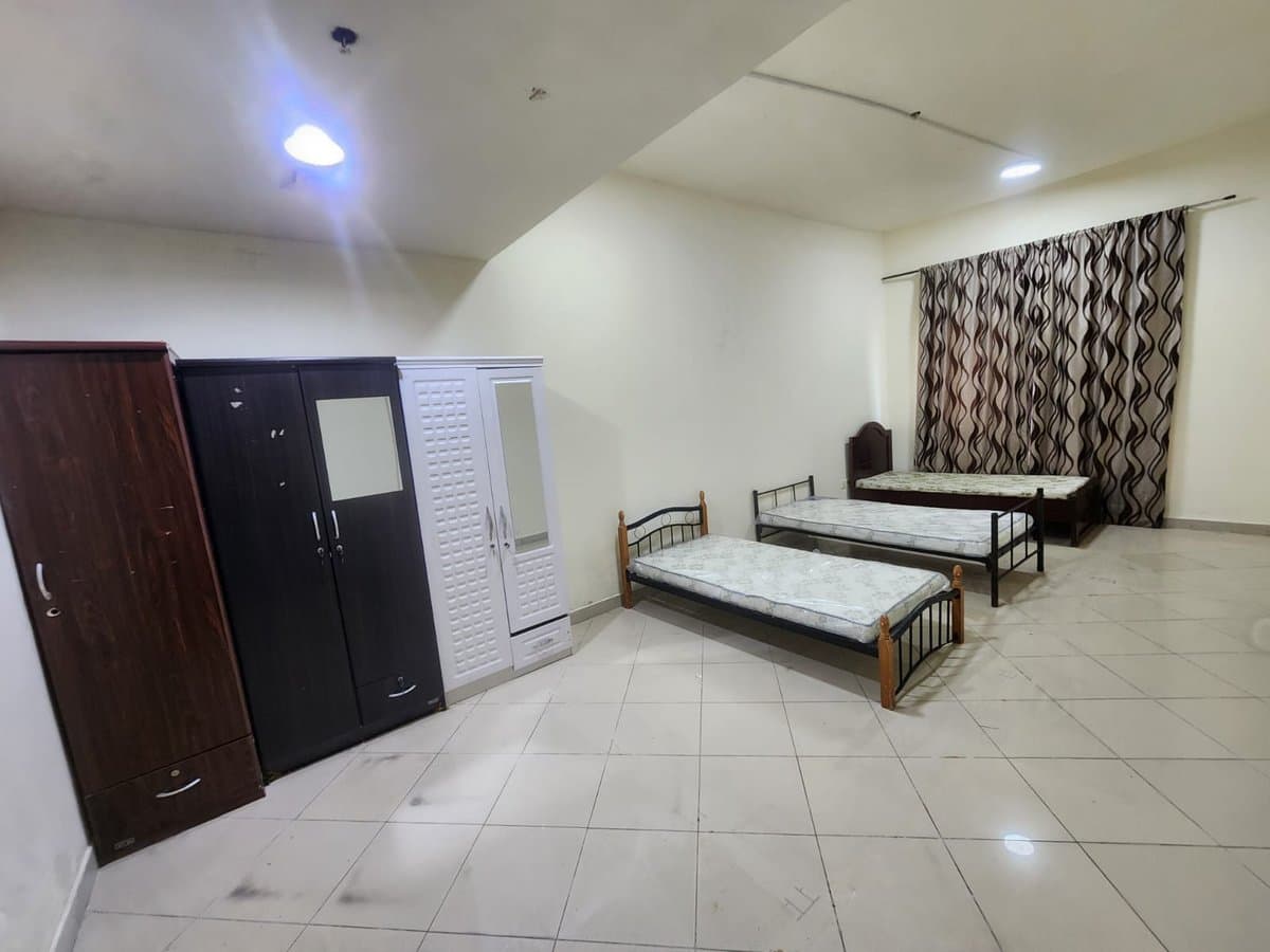 Spacious Master Bedroom, photo 5