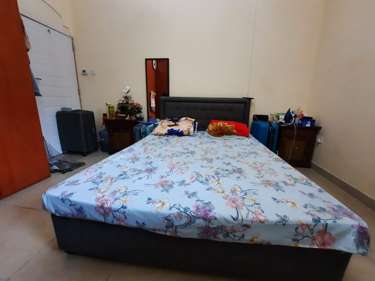 Fully Furnished Bedroom (Indian Female or Couple only), photo 1
