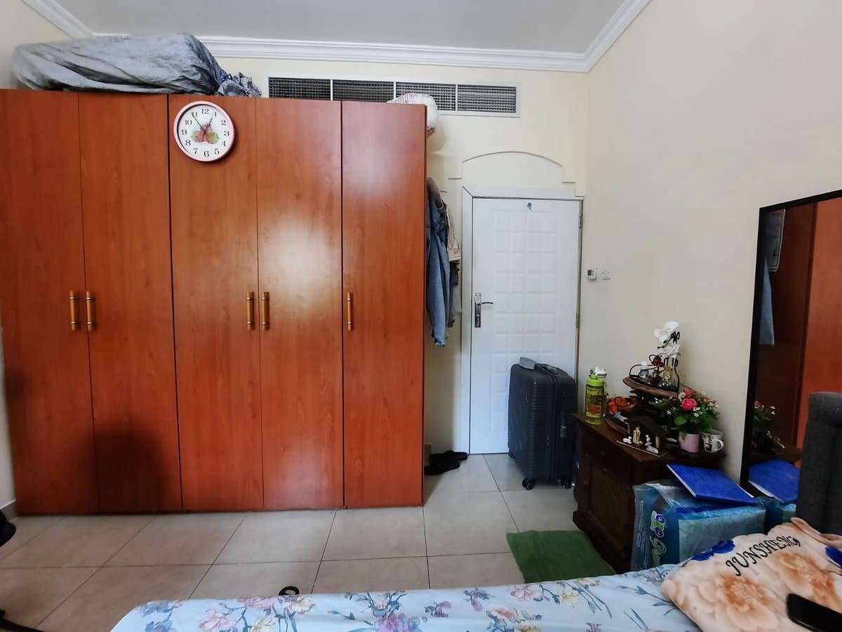 Fully Furnished Bedroom (Indian Female or Couple only), photo 3