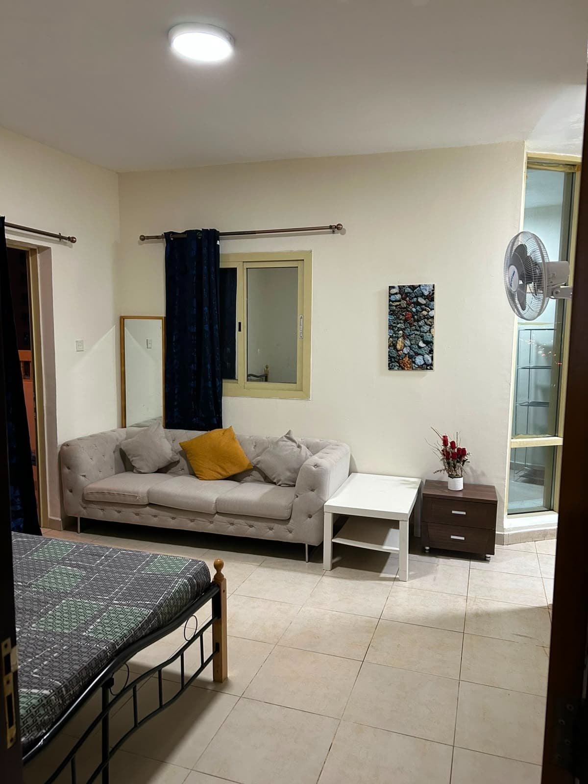Fully Furnished Room near Metro (Family or Female only), photo 3