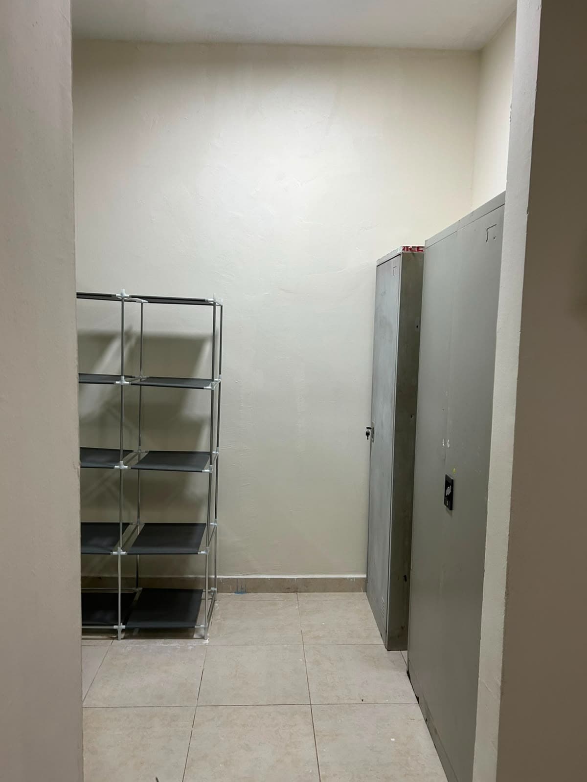 Fully Furnished Room near Metro (Family or Female only), photo 5