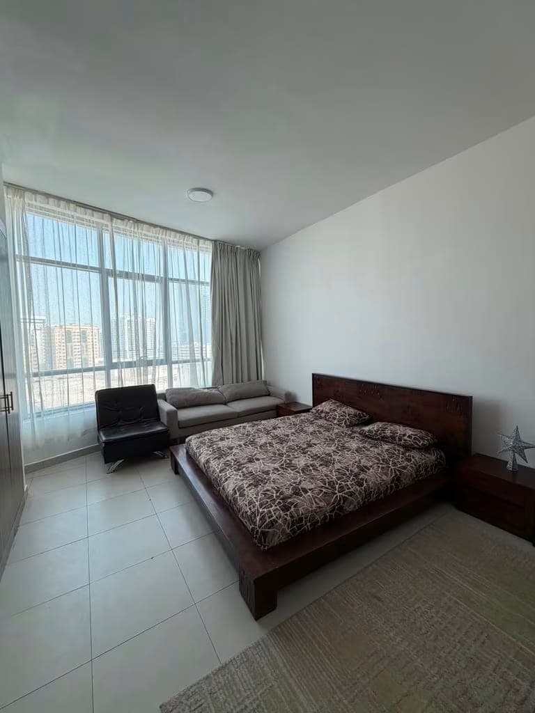 Furnished Bedroom (Female or Couple only), photo 2